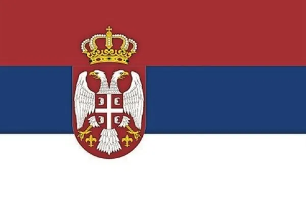 Beograjsko prizivno sodišče je razveljavilo sodbo, s katero so lani obsodili 14 pripadnikov nekdanje JLA in srbskih paravojaških enot na kazni med štiri in 20 let zapora zaradi vojnih zločinov proti 70 hrvaškim civilistom v Lovasu v vzhodni Slavoniji