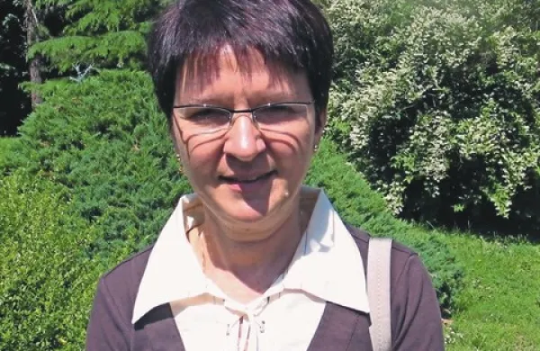 Darinka Dekleva: “Ko vidimo na naši šoli, ki jo obiskuje  več kot tristo učencev, na predavanju samo 20 staršev, se nam včasih zazdi, da mečemo denar stran.”