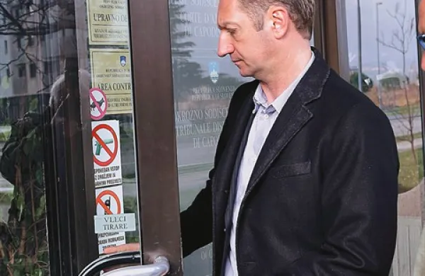 Koprsko tožilstvo je proti Borisu Popoviču zaradi žaljivk na račun kriminalista spisalo  obtožbo