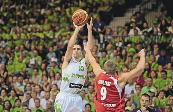 Prireditelji so z eurobasketom zadeli koš, saj bo pol milijona evrov ostalo za razvoj košarke