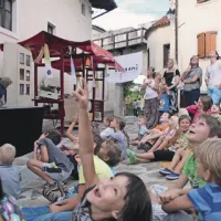 Z novim turističnim paketom bodo družine z otroki skušali pritegniti   tudi s kulturnimi prireditvami v Šmartnem (na fotografiji), na Dobrovem in v Vipolžah