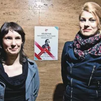 Vesna Bukovec (levo) in Metka Zupanič sta dve izmed treh članic prodorne umetniške skupine Kolektiva