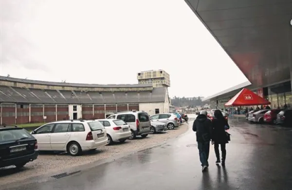 Morda bi konec meseca jasno, kaj se bo dogajalo s tehniško dediščino ob Supernovi