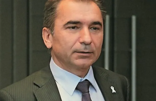 Slavnostni govornik na podelitvi Gujonovih priznanj predsednik DZ Janko Veber