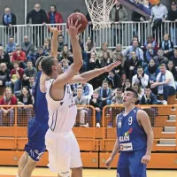 Med tistimi, ki se proti Rogaški niso izkazali, je bil tudi Jan Petrovčič (v belem dresu)