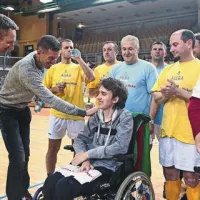 Nick Špoljar Dežjot v družbi selektorja Srečka Katanca in koprskega župana Borisa Popoviča