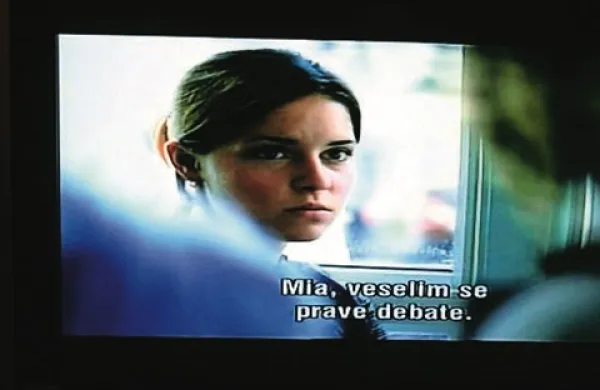 Računalniški virus je okužil na tisoče pametnih naprav, med drugim televizorje, internetne usmerjevalnike, multimedijske centre in najmanj en hladilnik