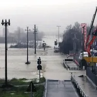 V Italiji zaradi poplav evakuirali 600 ljudi