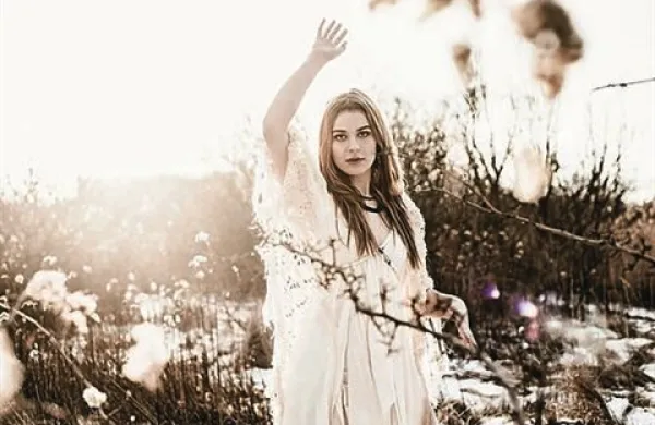  Lanskoletna zmagovalka Evrovizije Emmelie de Forest