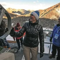 Slovenske skakalke v Planici spodbujalo 5000 navijačev