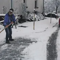 Rekreacija z lopato v rokah ne škoduje, pravi Roman Kunc