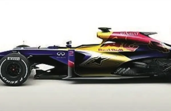 Peti zaporedni naslov prvaka bo Sebastian Vettel naskakoval z dirkalnikom RB10
