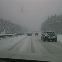 Sneg povzroča težave na primorski avtocesti