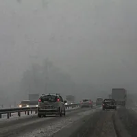 Sneg povzroča težave na primorski avtocesti