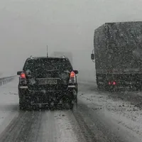 Sneg povzroča težave na primorski avtocesti