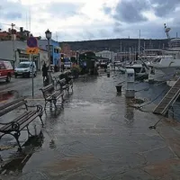 Sončno nabrežje v Izoli danes dopoldne