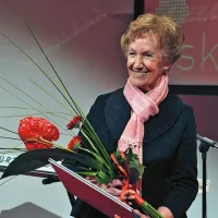 Vera Klemente Kojič je prejela priznanje za življenjsko delo