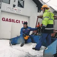 Na Šentviški planoti je v akciji 70 domačih gasilcev 