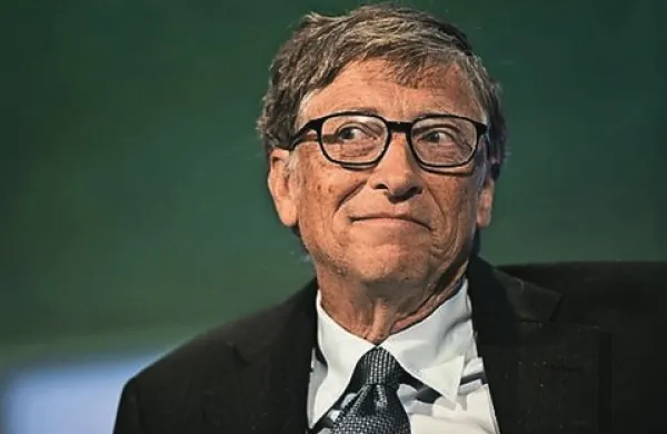 Bill Gates medtem ostaja v upravnem odboru ameriškega tehnološkega velikana, a v vlogi 