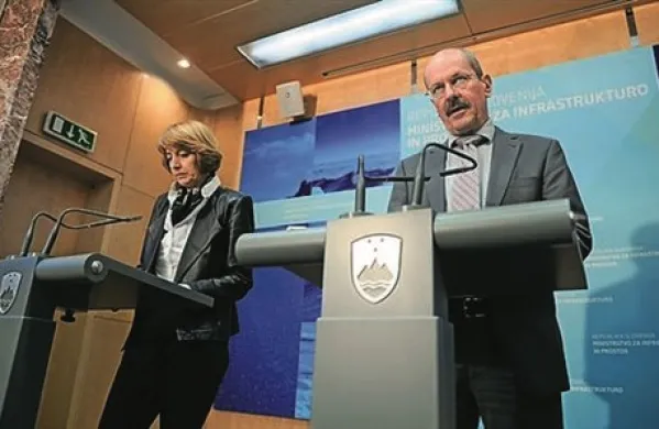 V pripravi je tudi rešitev, po kateri bi Gurs v primeru nesreč, ki vplivajo na tržno vrednost večjega števila nepremičnin, spremembo vrednosti ugotavljal sam po uradni dolžnosti