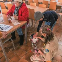 Pomoč prihaja z vseh strani