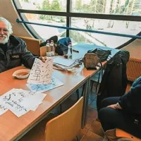 Pomoč prihaja z vseh strani