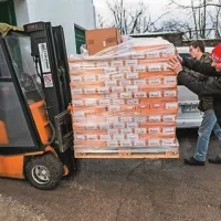 Zbrali smo &scaron;est ton hrane