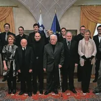 Minister  sprejel Pre&scaron;ernove nagrajence