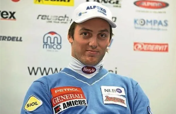 Slovenski alpski smučar Rok Perko bo zaradi posledic hudega padca na treningu izpustil uvodni olimpijski nastop na nedeljskem smuku na prizorišču Roza Hutor na zimskih olimpijskih igrah v Sočiju