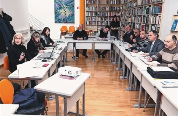 Prvi sestanek partnerjev v čezmejnem projektu Rast Istre, ki ga vodi dr. Nataša Poklar Ulrih z Univerze v Ljubljani (prva z leve)