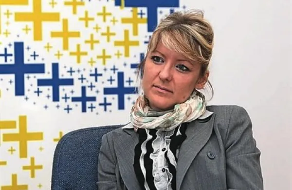 Tina Komel ne namerava odstopiti s položaja ministrice za Slovence v zamejstvu in po svetu