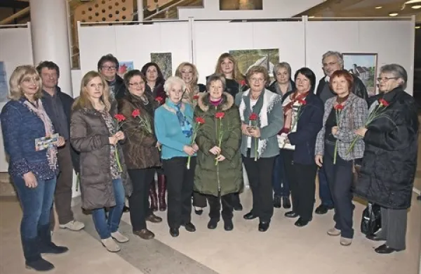 Na letošnji območni likovni razstavi JSKD se predstavlja 16 ljubiteljskih likovnikov z območja Krasa in Brkinov
