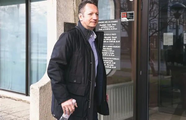 Koprski župan Boris Popovič je včeraj v sodni dvorani sodišču očital, da se gre politično sojenje