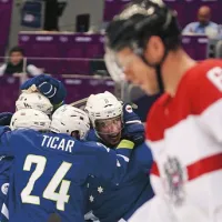 Slovenci na čelu z Anžetom Kopitarjem so se veselili uvrstitve v četrtfinale olimpijskega turnirja  prek Avstrije