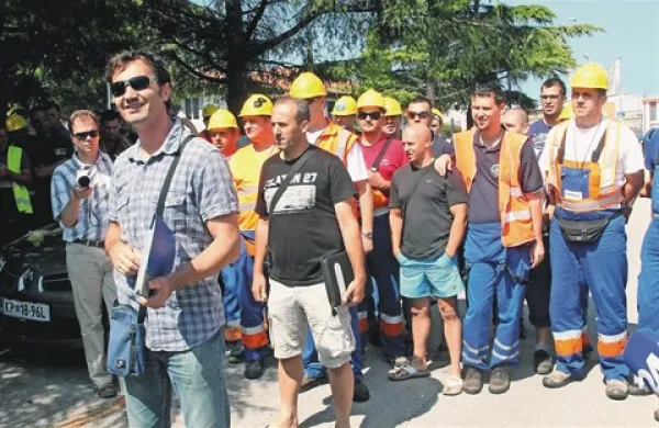 Mladen Jovičić s stavkajočimi konec avgusta 2011