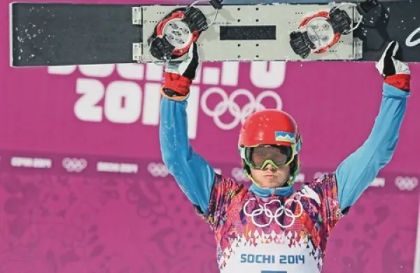 Žan Košir je v paralelnem veleslalomu prišel do bronaste medalje