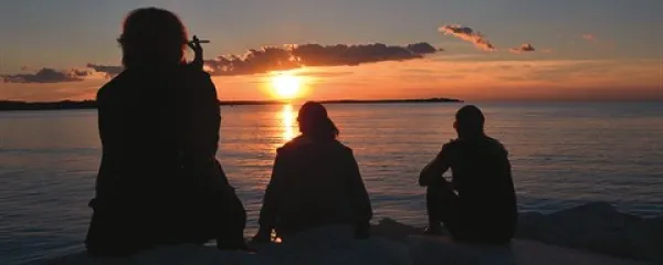 Morje je največja preproga, kar jo premore človeštvo. Pod katero pometamo vse mogoče.  