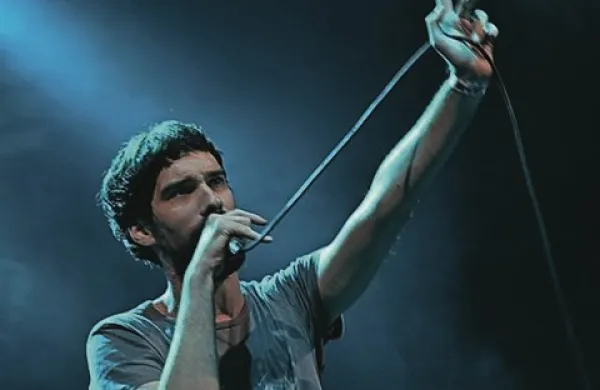 Med izvajalci na letošnji izdaji slovitega britanskega glasbeno-kulturnega festivala Glastonbury, enega največjih tovrstnih dogodkov na svetu, bo tudi N'toko