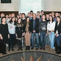 Najbolj&scaron;im &scaron;tudentom UP 32 &scaron;tipendij