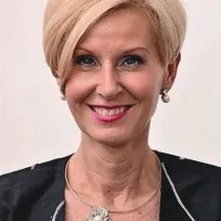 Alenka Trop Skaza