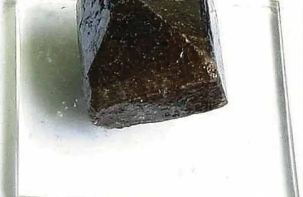Znanstveniki so v zahodni Avstraliji našli najstarejši košček zemeljske skorje na svetu. Gre za kar 4,4 milijarde let star mineral cirkon. Fotografija je simbolična