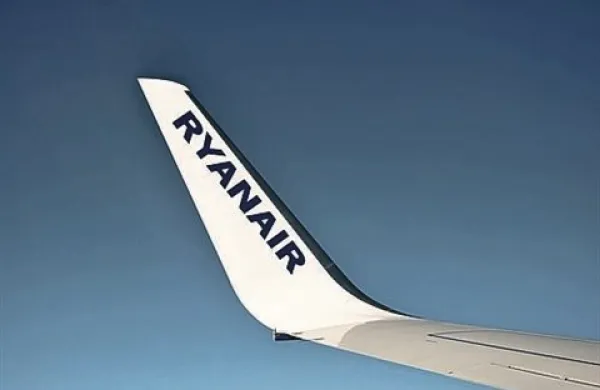 Predsednik irske nizkocenovne letalske družbe Ryanair Michael O'Leary je napovedal, da bodo v kratkem svojo ponudbo obogatili s poleti med Evropo in ZDA za vsega 10 evrov