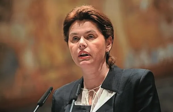 Premierka Alenka Bratušek meni, da bodo več kot 90 odstotkov težav, s katerimi se ljudje soočajo pri nepremičninskem davku, odpravili s popravki obdavčitve nepremičnin, ki so jih danes sprejeli na vladi