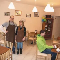 Zakonca Sertič sta se kljub krizi odločila za širitev  čokoladnice Da Ponte 