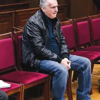 Na kraju zločina so našli sledove takšnih obuval, kot jih je Marku Markoviču podaril njegov znanec, nekdanji paznik iz zapora na Dobu
