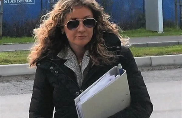 Sodba, s katero je koprsko sodišče odvetnico Suzano Gale obsodilo na leto zapora, je postala pravnomočna