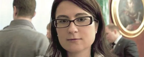 Polona Frelih: “Zdaj  sveta nikakor ne bo več mogoče upravljati izključno iz Washingtona, saj bo Rusija s svojim delovanjem v Ukrajini dokončno utrdila vlogo antipoda ameriškemu unilateralizmu. Lahko bi rekli, da vstopamo v novo hladno vojno.”