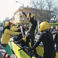 Nedavna zimska olimpijada in zgodba o slavni jamajški bob športni ekipi so pustni skupini iz Križa prinesli drugo mesto med skupinami