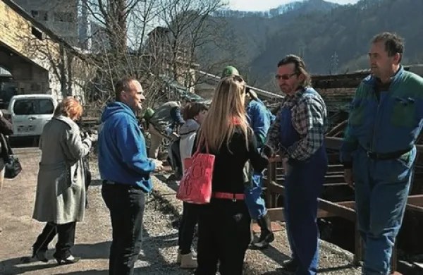 Zasavski rudarji so pozno popoldne sprejeli odločitev, da s stavko nadaljujejo