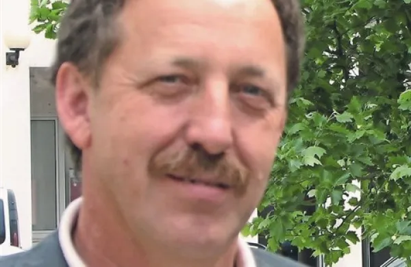Alojzij Klemenčič: “Da bomo vložili kazensko ovadbo proti županu zaradi podpisa Aneksa številka 3, smo napovedali že na seji občinskega sveta ...  Menimo, da morajo o zadevi odločati organi, ki so za to postavljeni.”
